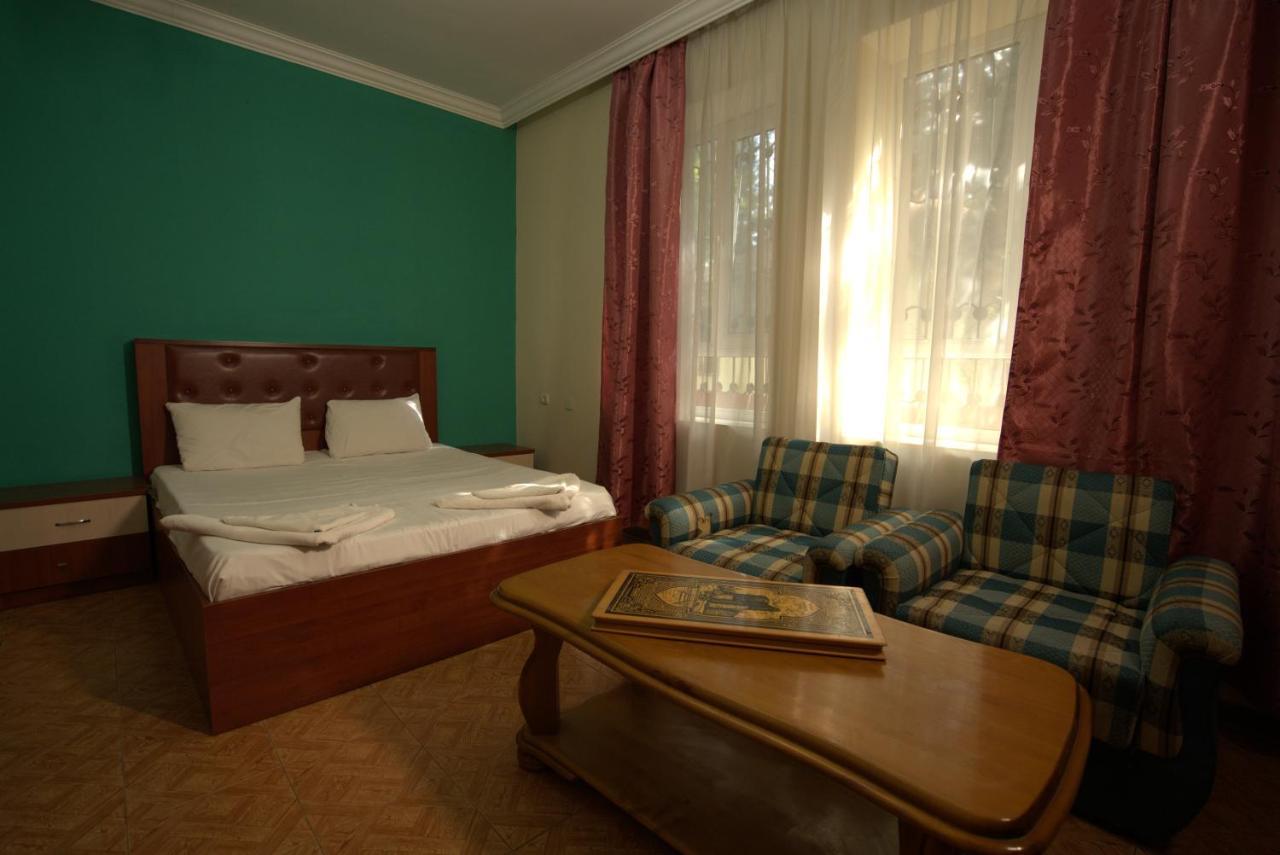 Atlant Hotel Nabran Esterno foto